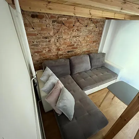 Appartamento Cosy In The Centre Close To Park And Bus Station